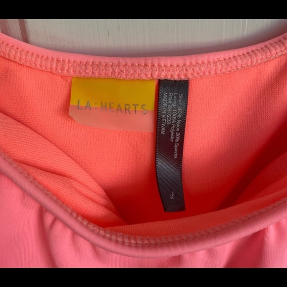 LA hearts bikini swim top size large - Picture 3 of 3